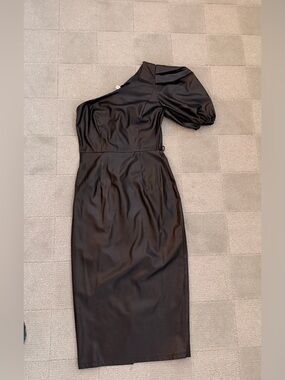 Flying Tomato One-Shoulder Black Puff-Sleeve Dress